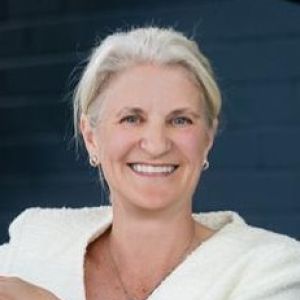 Jo Finlay speaking for Optimus Education 