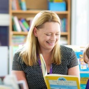 Headshot photo of Karen Harrison