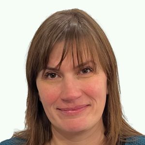 Headshot photo of Alice Hoyle