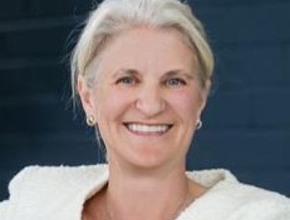 Jo Finlay speaking for Optimus Education 