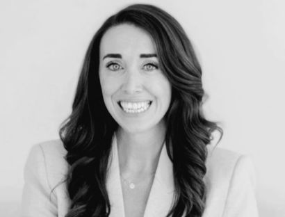 Headshot photo of Sarah Curran