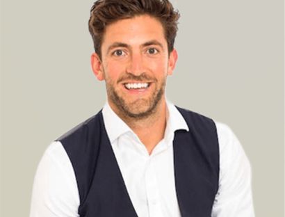 Headshot photo of Mark Swaine